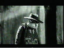 Homme aux bras ballants