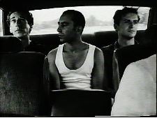 Trois jeans dans la nuit