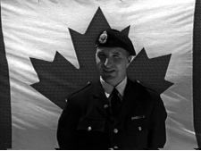 Shoot 'em  (nouveau titre: Patton Pending)