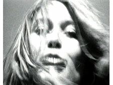 Ne dites pas à ma mère