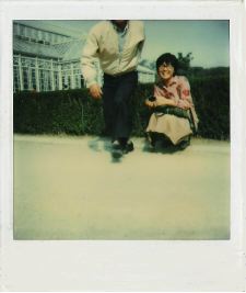 How To Operate a Polaroid Camera