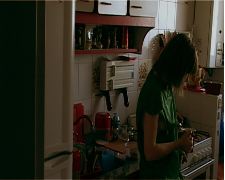 Aún, canción para una mujer sola