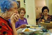 Gozar, comer, partir