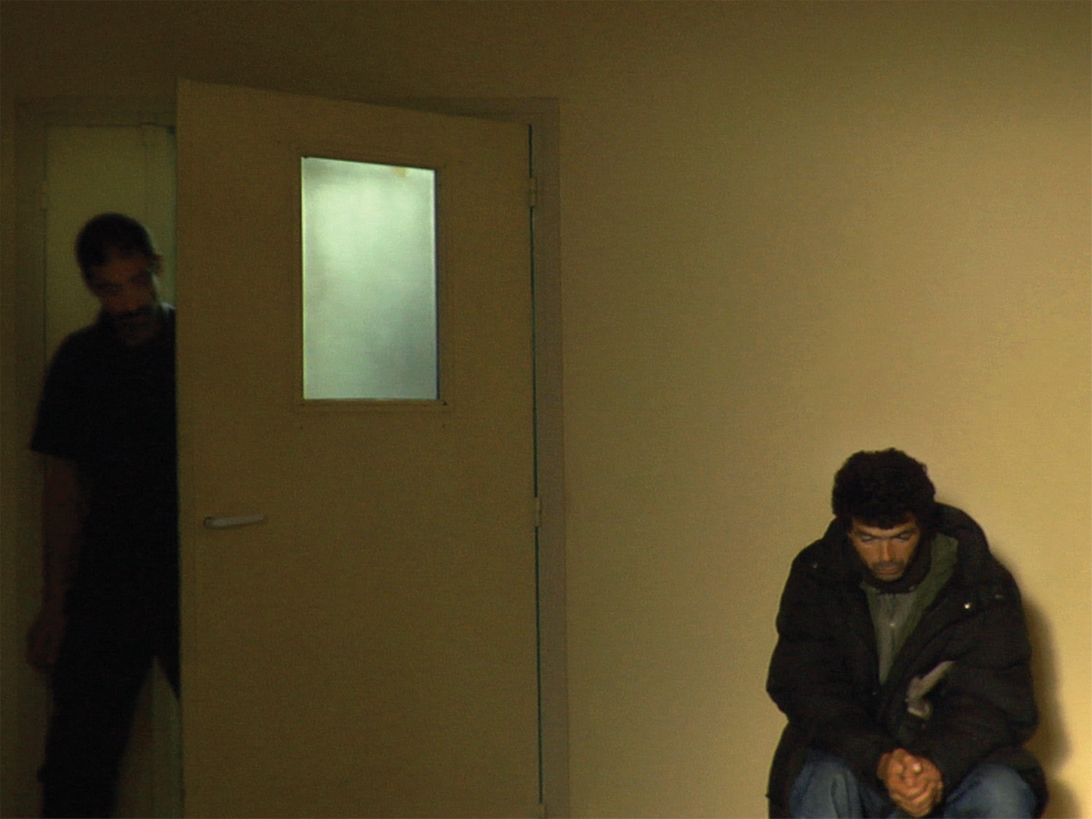 Kamel s'est suicidé six fois, son père est mort