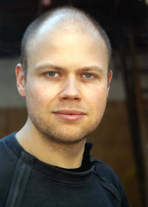 Terre tourne à 12°5