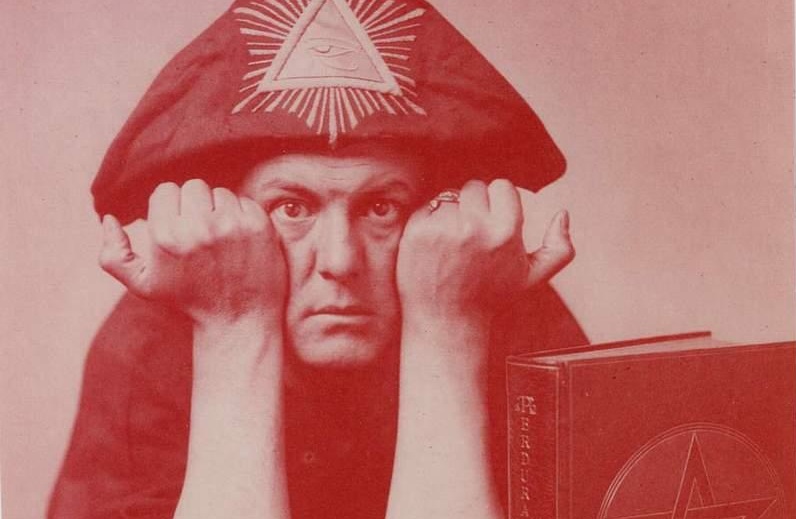 Aleister Crowley " a magician in Cefalù"