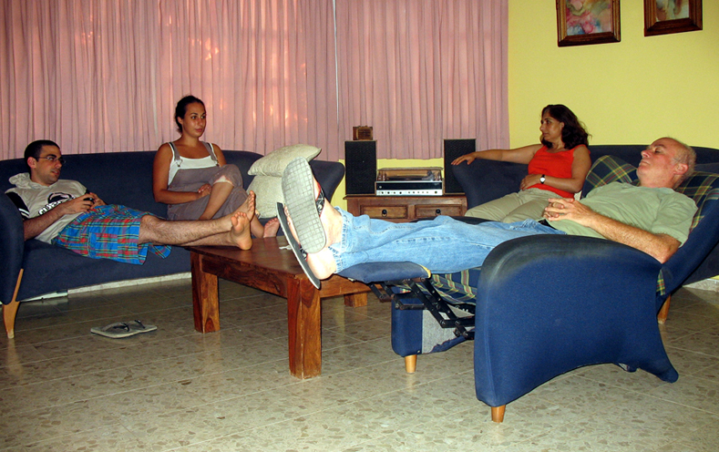 Kadachat Yam Tichonit