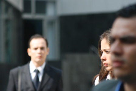 No está en casa, salió a buscar trabajo