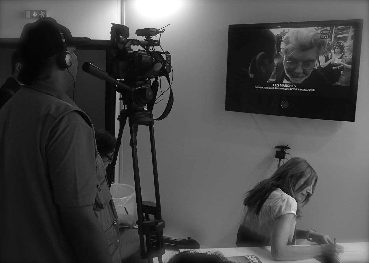 Luz Industrial Mágica