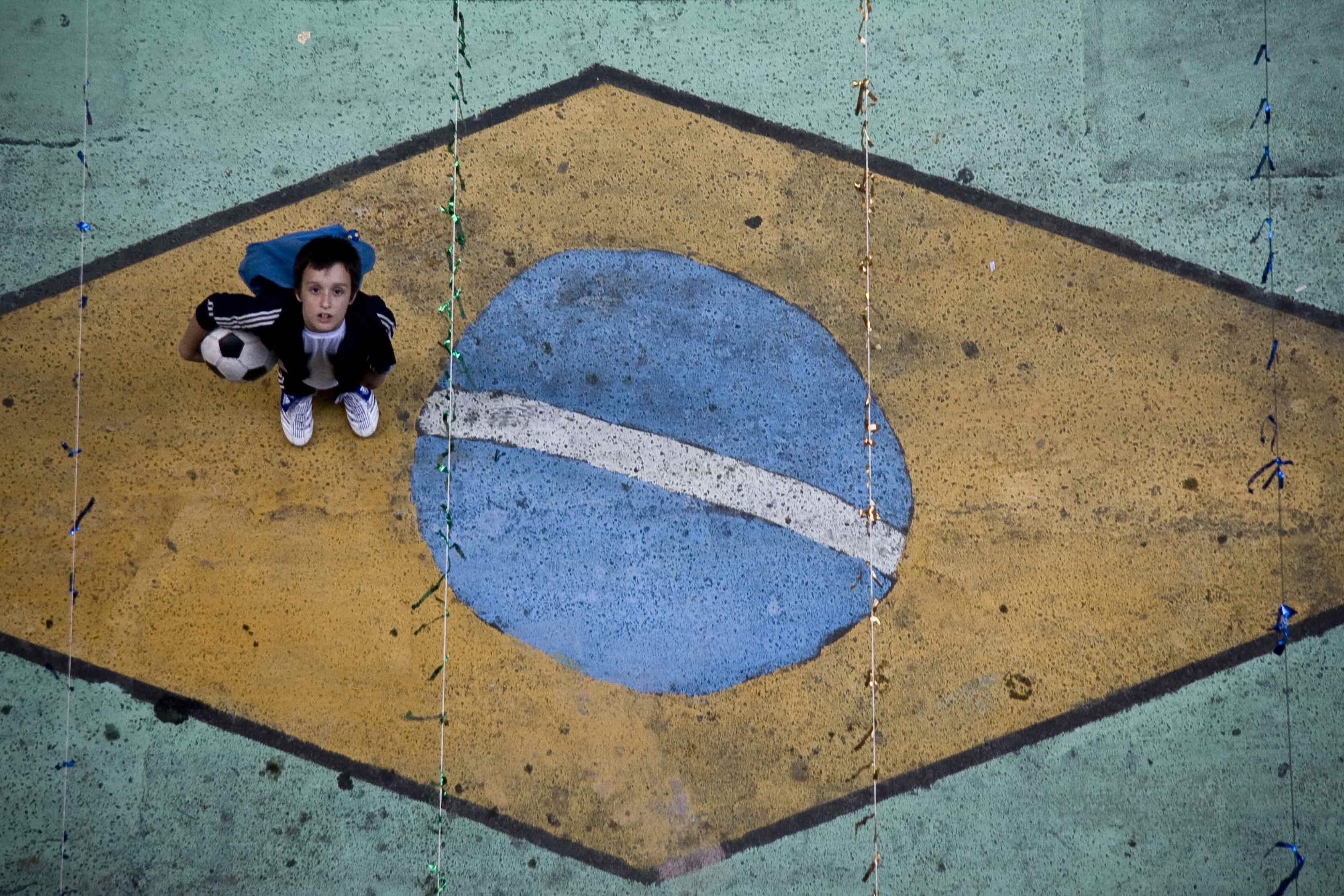 Ernesto no País do Futebol