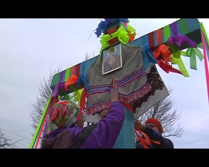 2033 kilometers to the Eiffel Tour