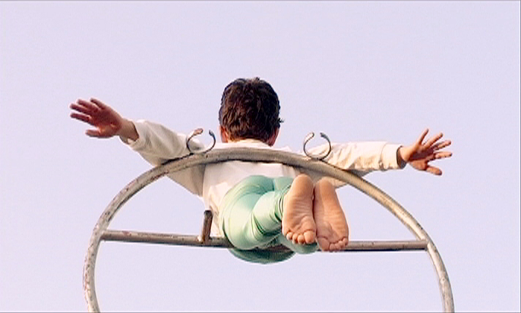 Over jorden, under himlen