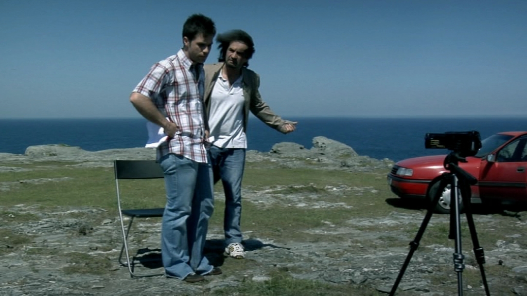 Dous homes e un suicidio