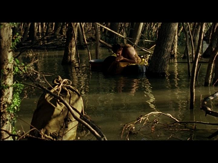 Gömböc aki aznap az anyját vizre tette