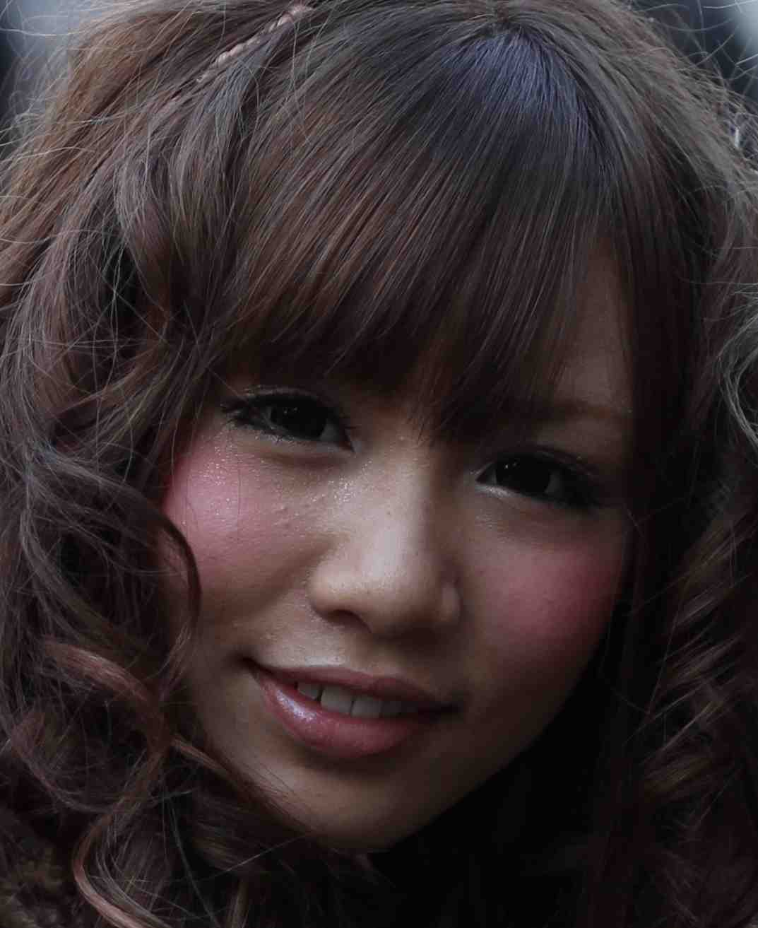 Exercice de fascination au milieu de la foule