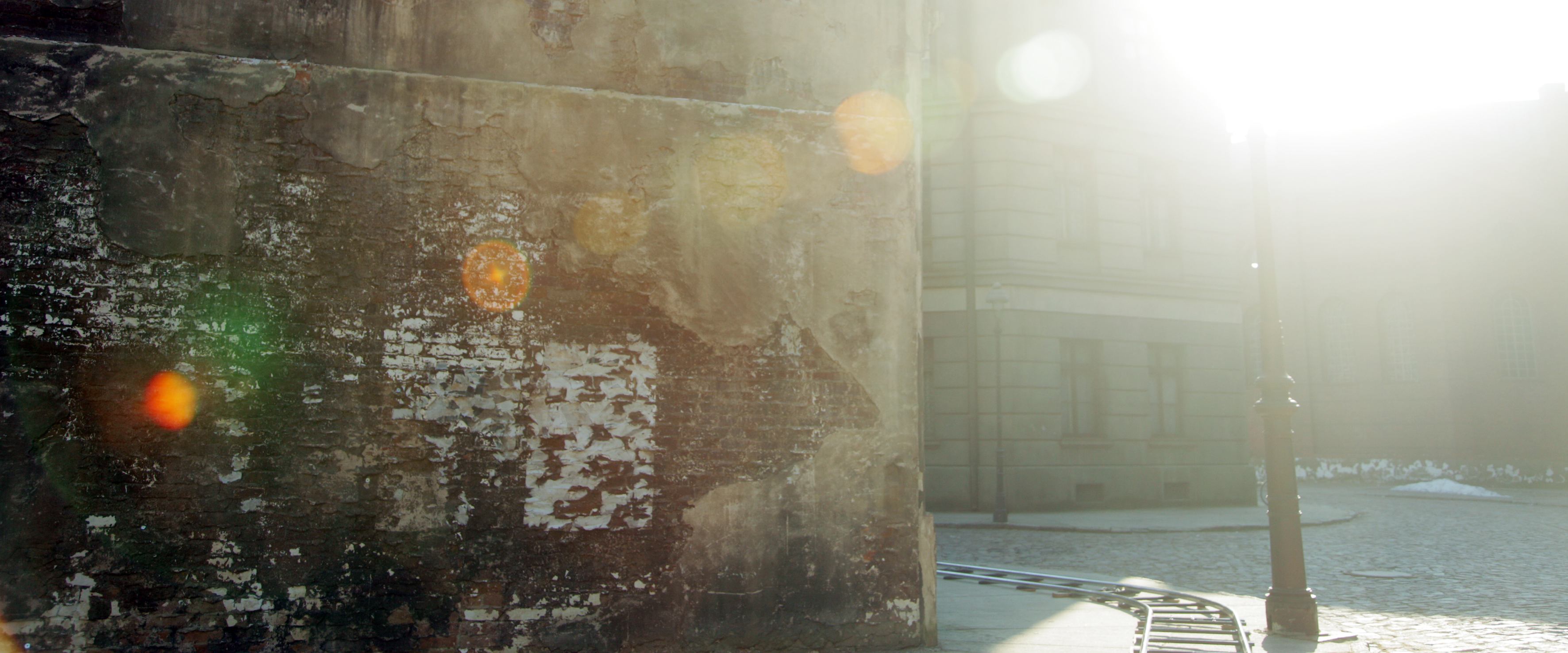 Scene Shifts, in Six Moments