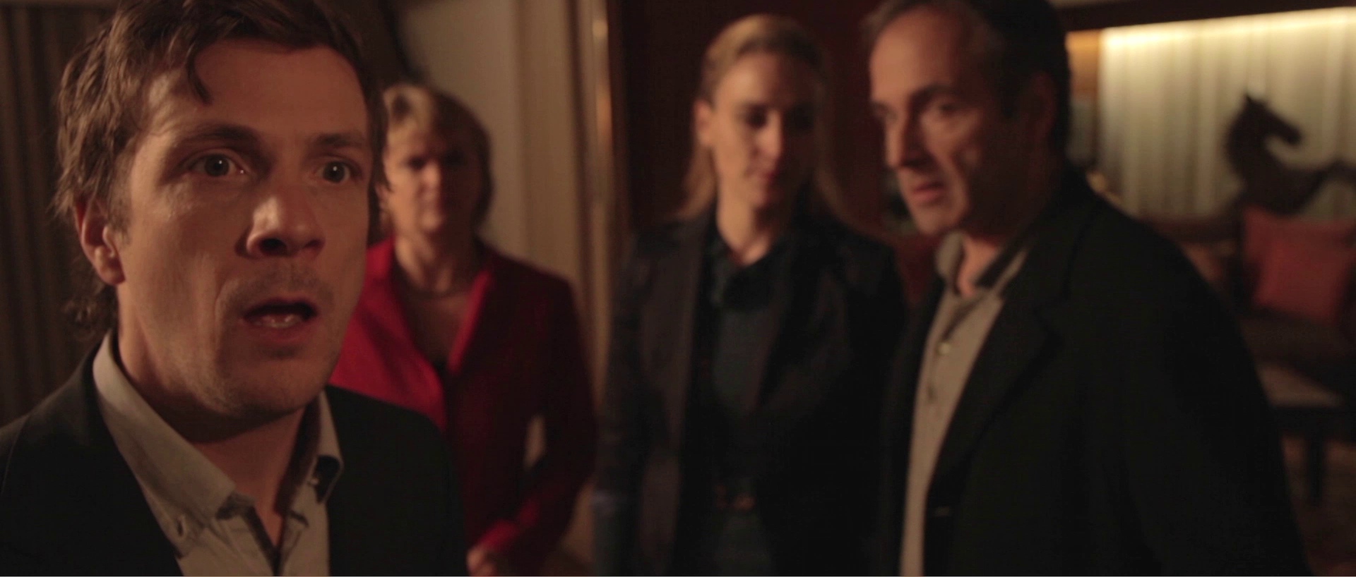 Denn im Loch ist es finster