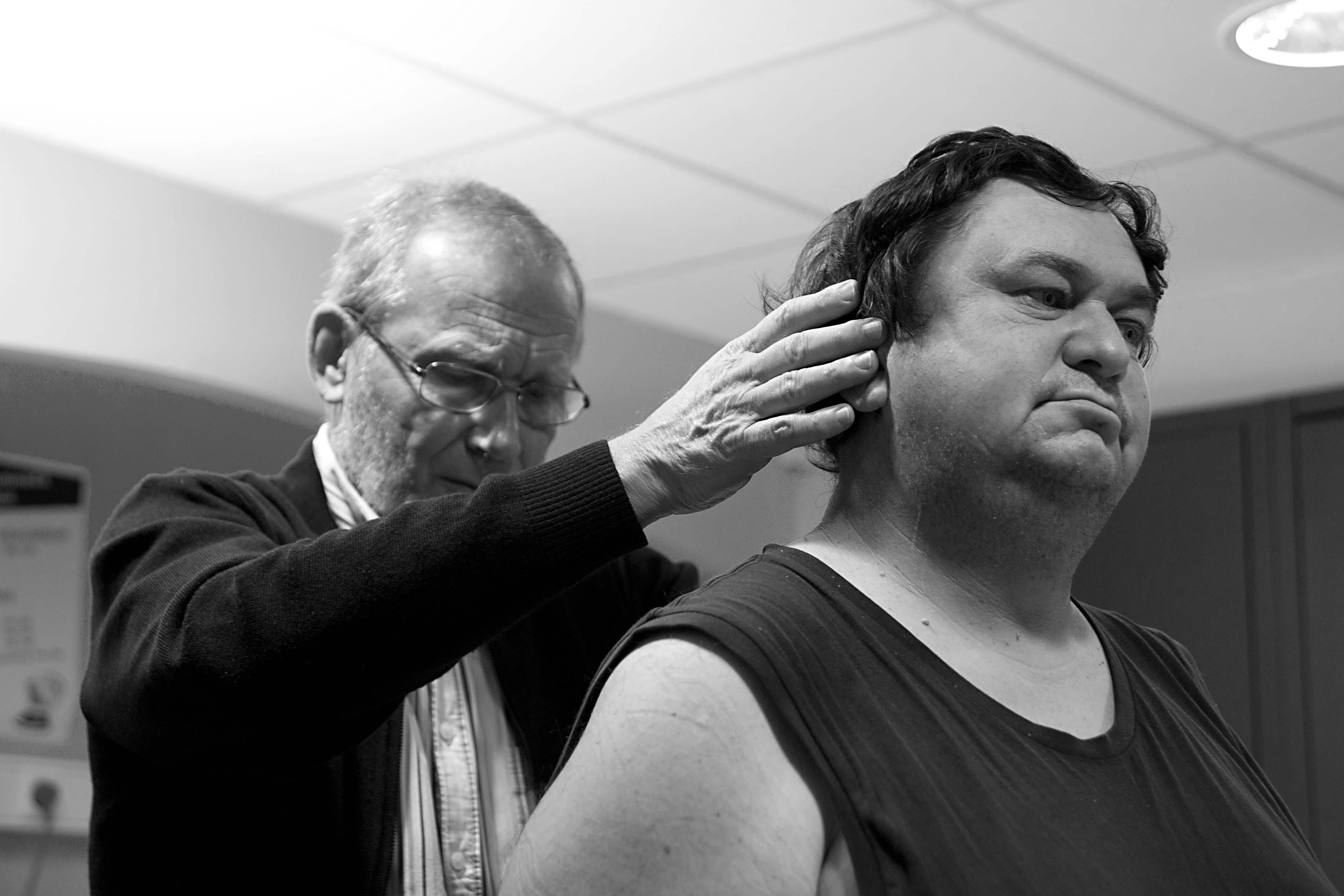 Une voie, deux mains