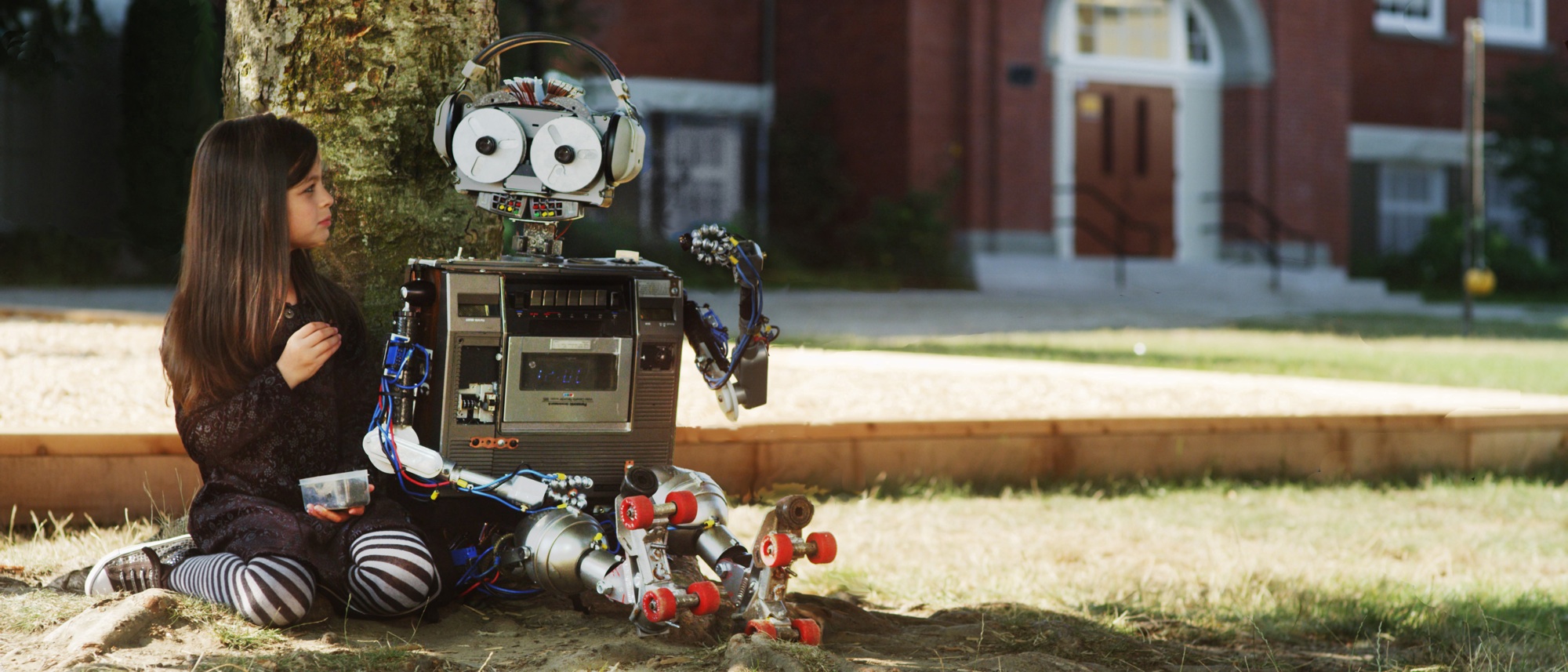 Joanna Makes a Friend