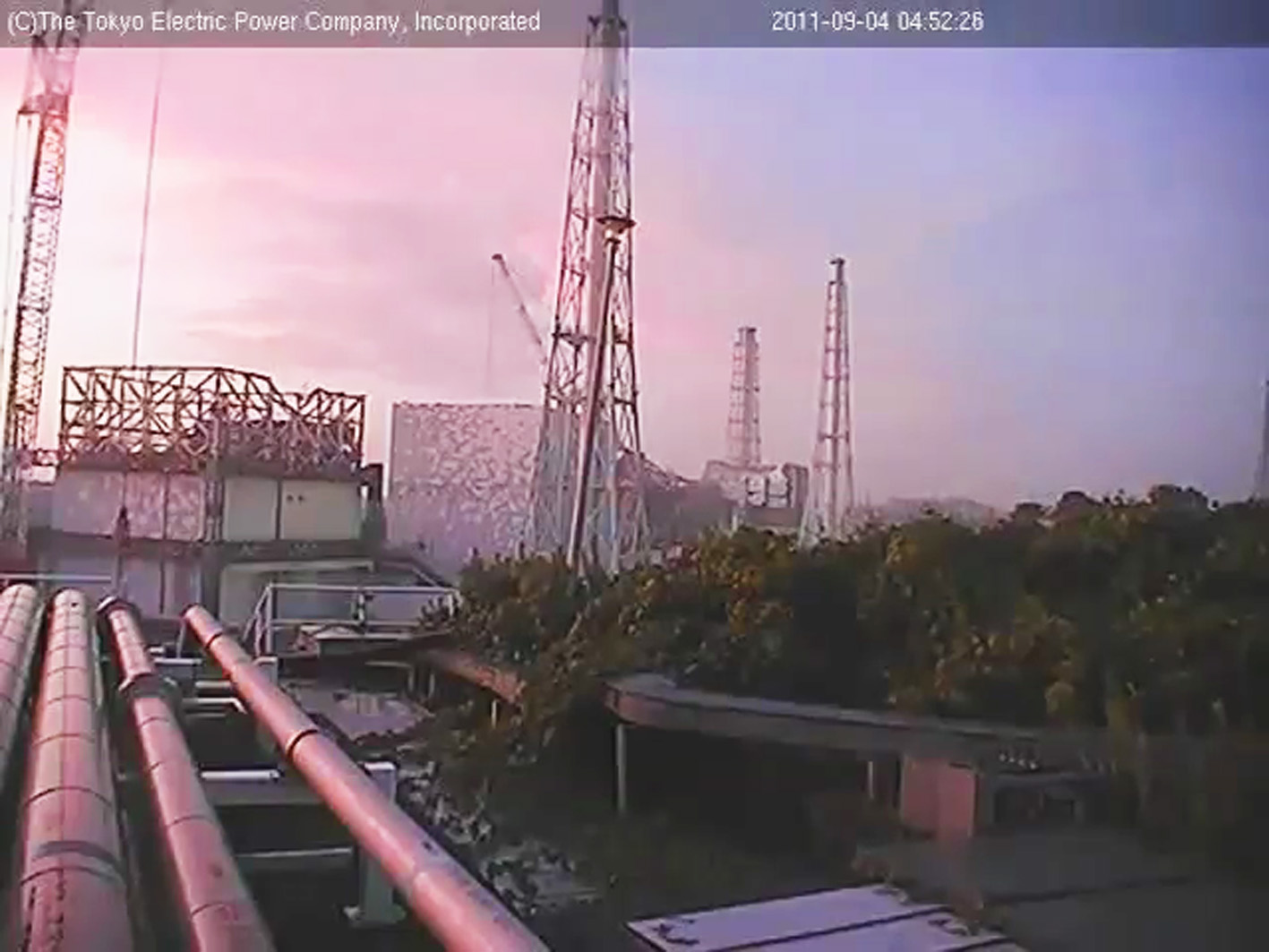 4 bâtiments, face à la mer