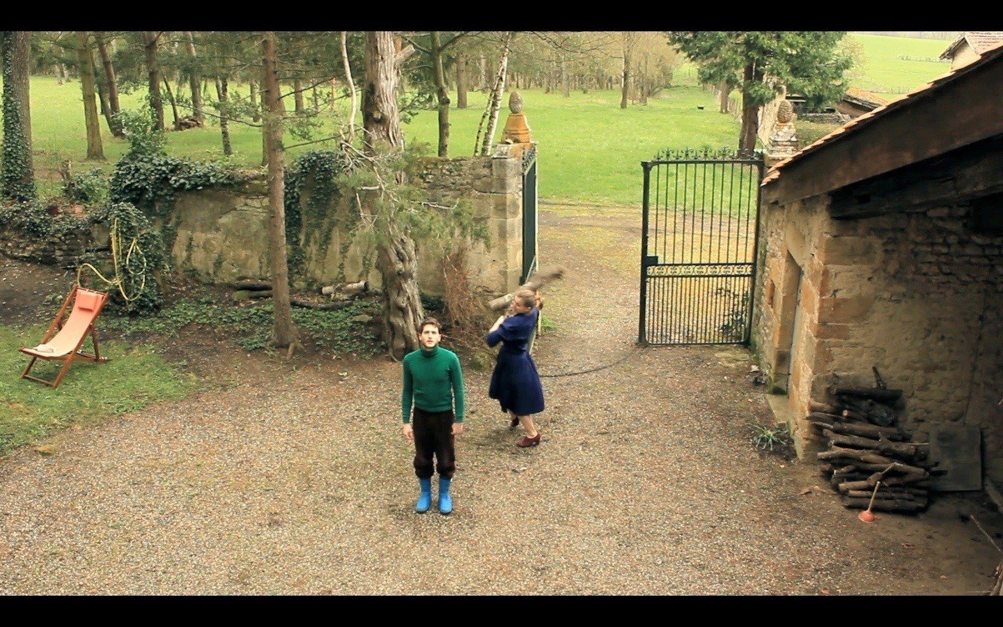 Lite mer at vänster