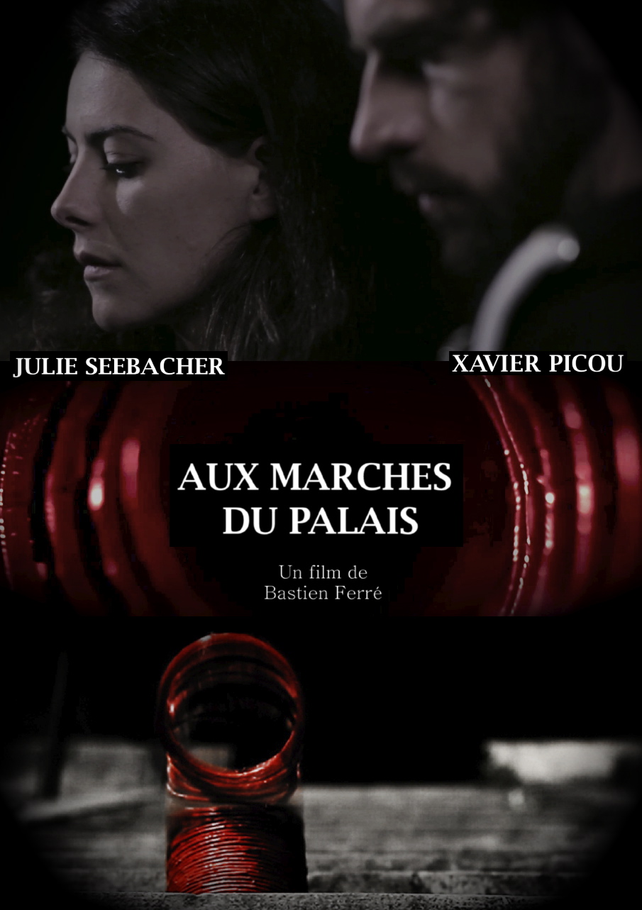 Aux marches du palais