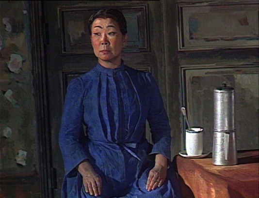 Femme à la cafetière