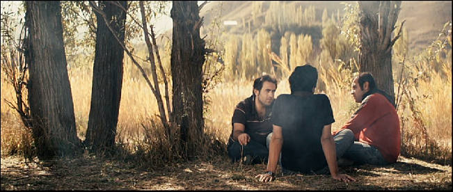 Ombres prennent des couleurs dans le miroir