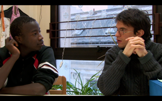 Allume la caméra, j'ai un truc à te dire