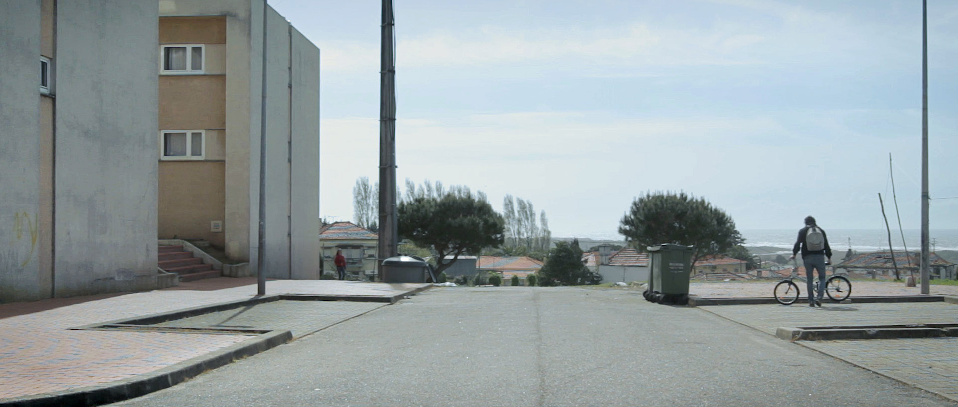 Por Aqui Nada de Novo