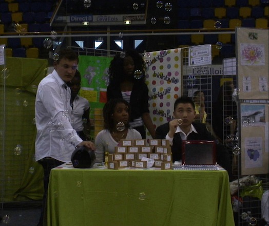 Des lendemains qui chantent