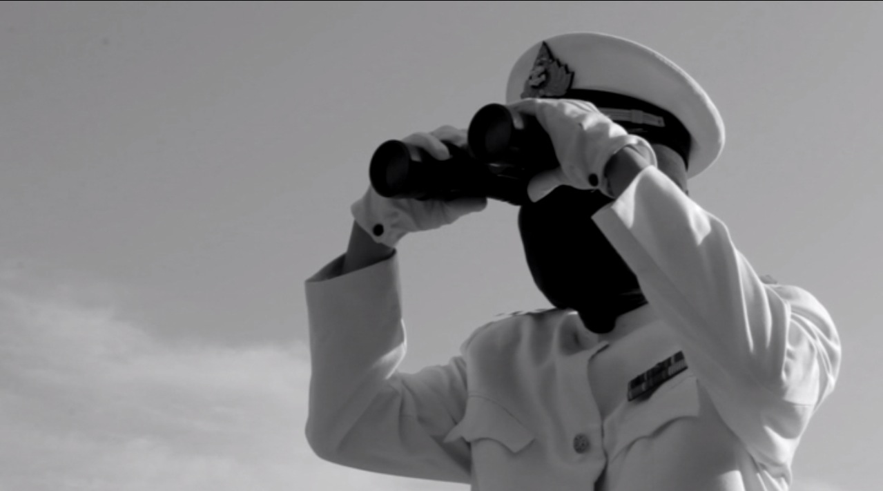 Vanishing Horizon of the Sea