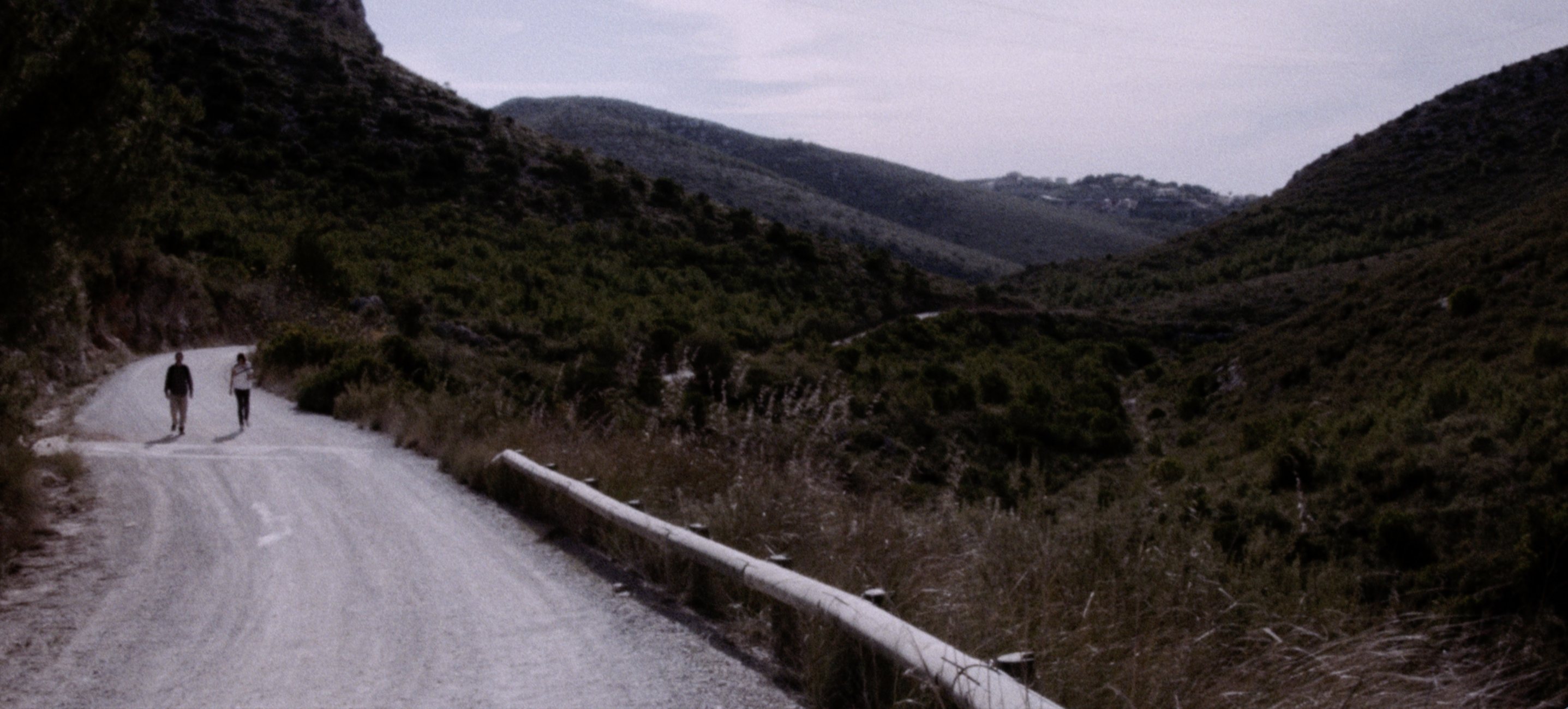 Algunos pasos, una distancia