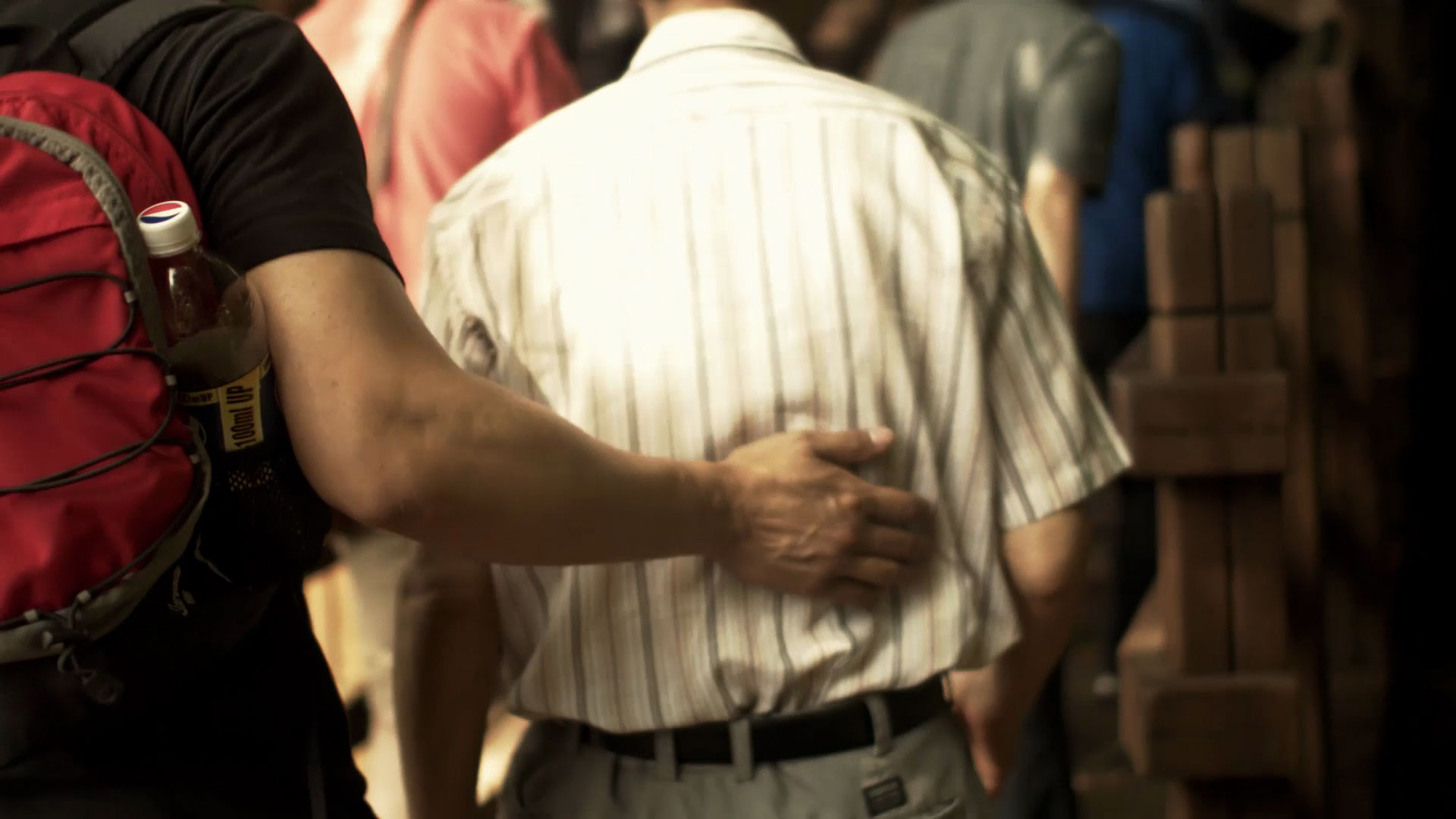 Family trip that only Mr Hwang doesn't know