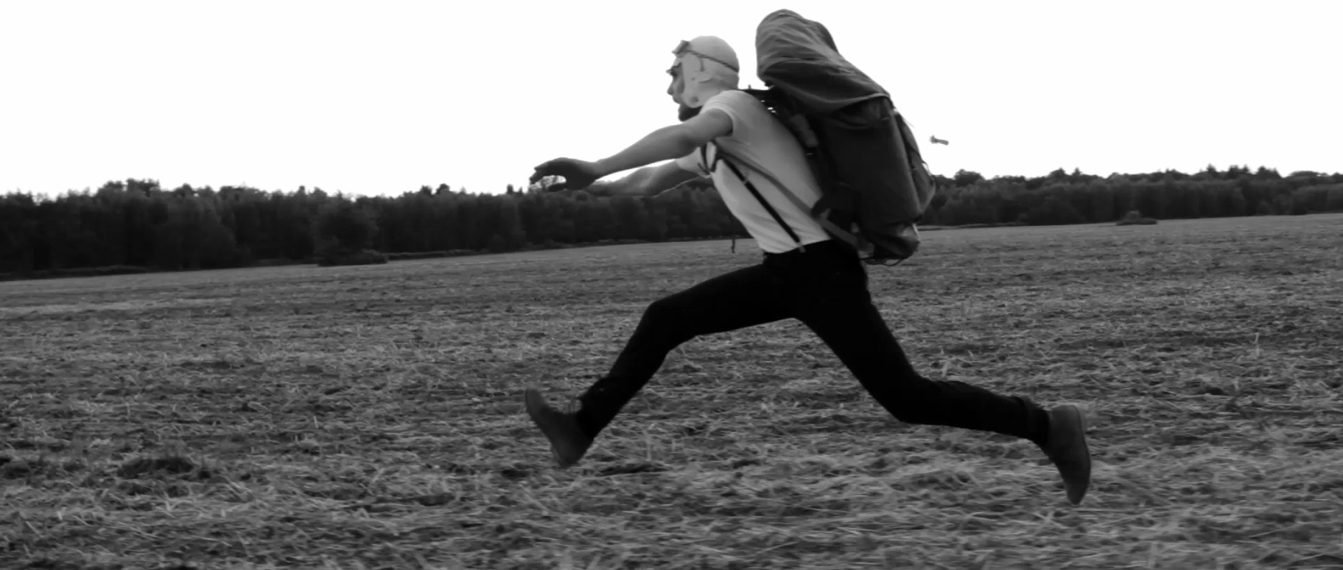 Pris par la fenêtre