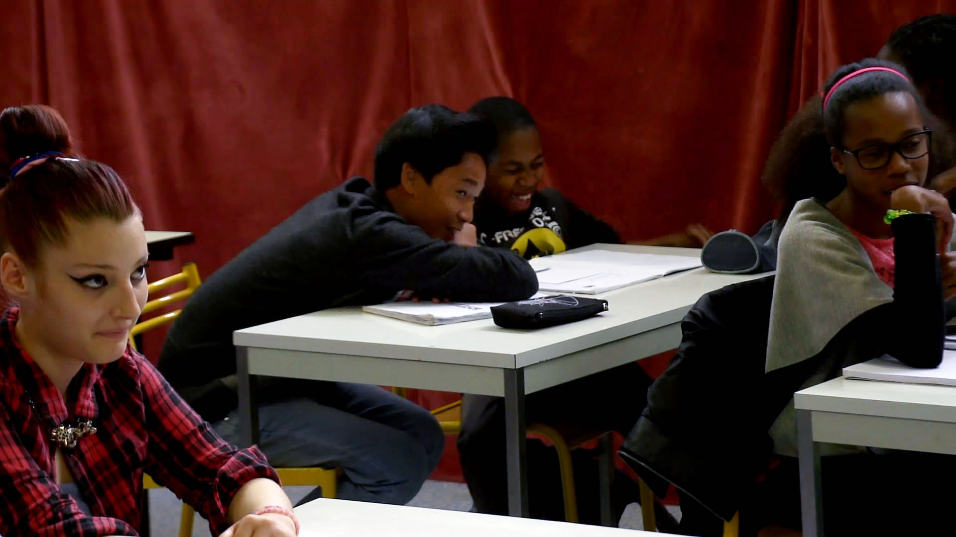 ¿Do you hablas français?