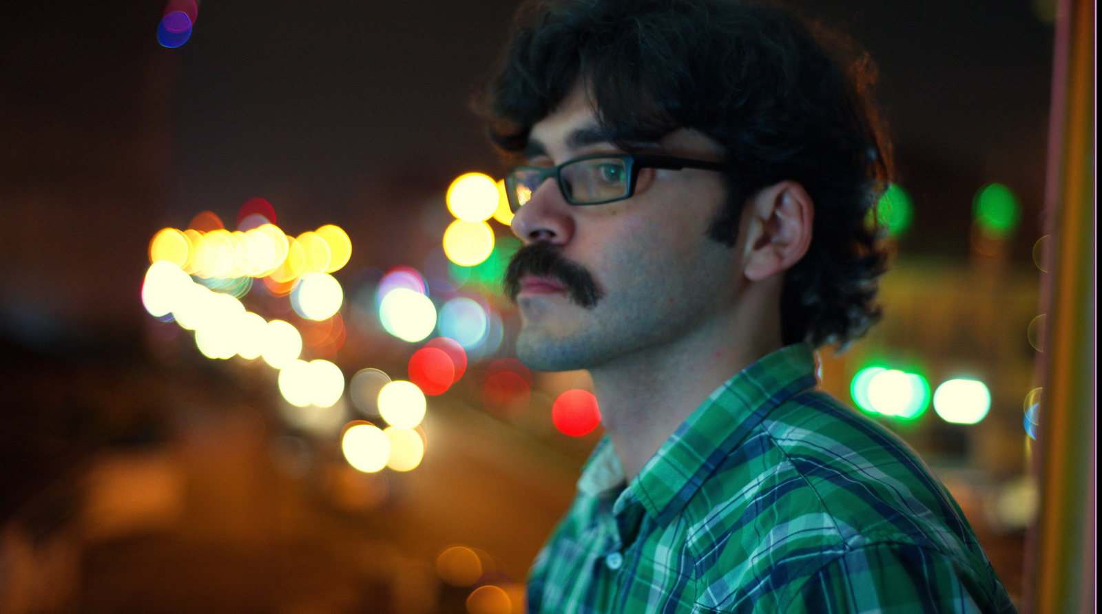 Vaghtesheh Cigar Bekeshim...