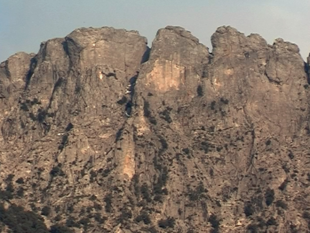 Coltello il martello e la pietra