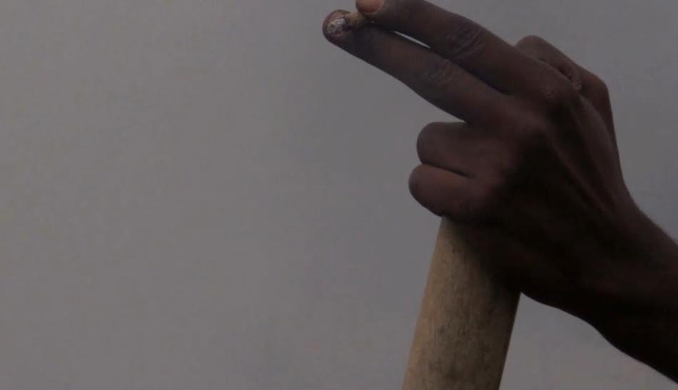 Caffé si beve bestemmiando