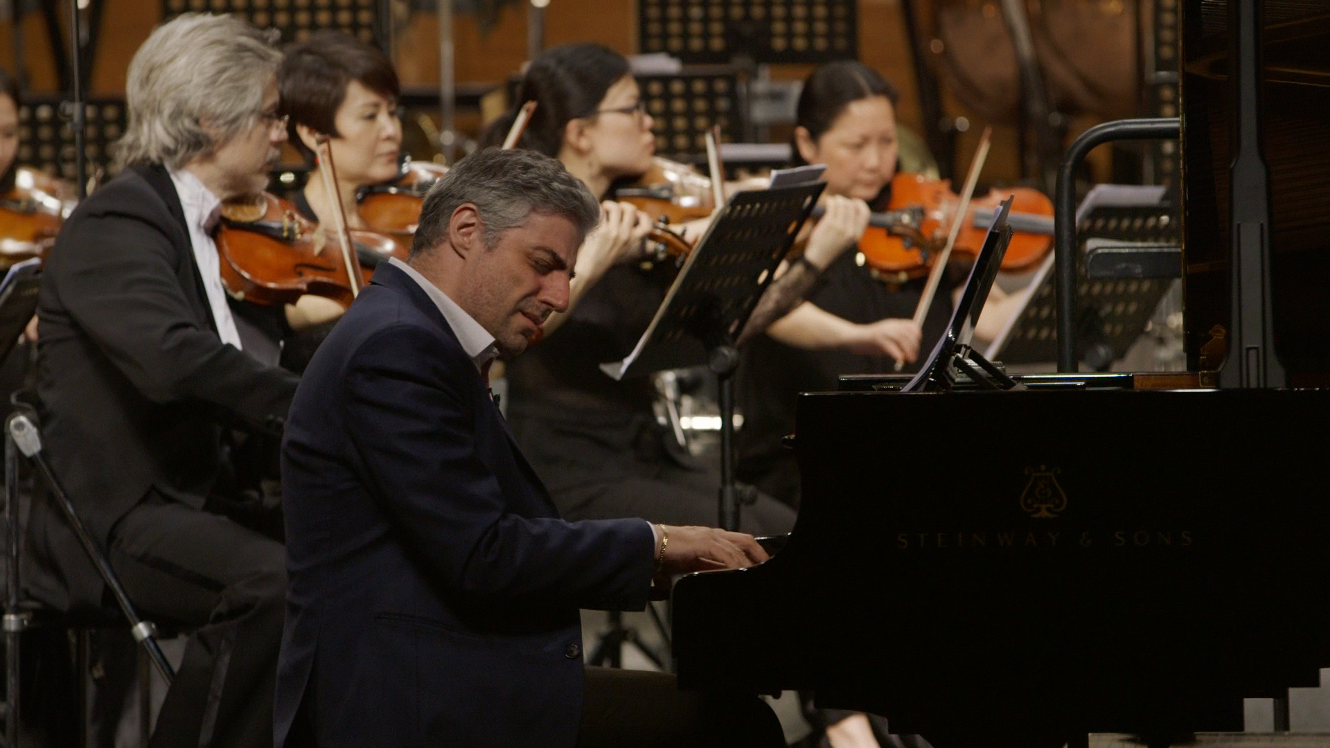 Off the records, en tournée en Asie avec Giovanni Mirabassi