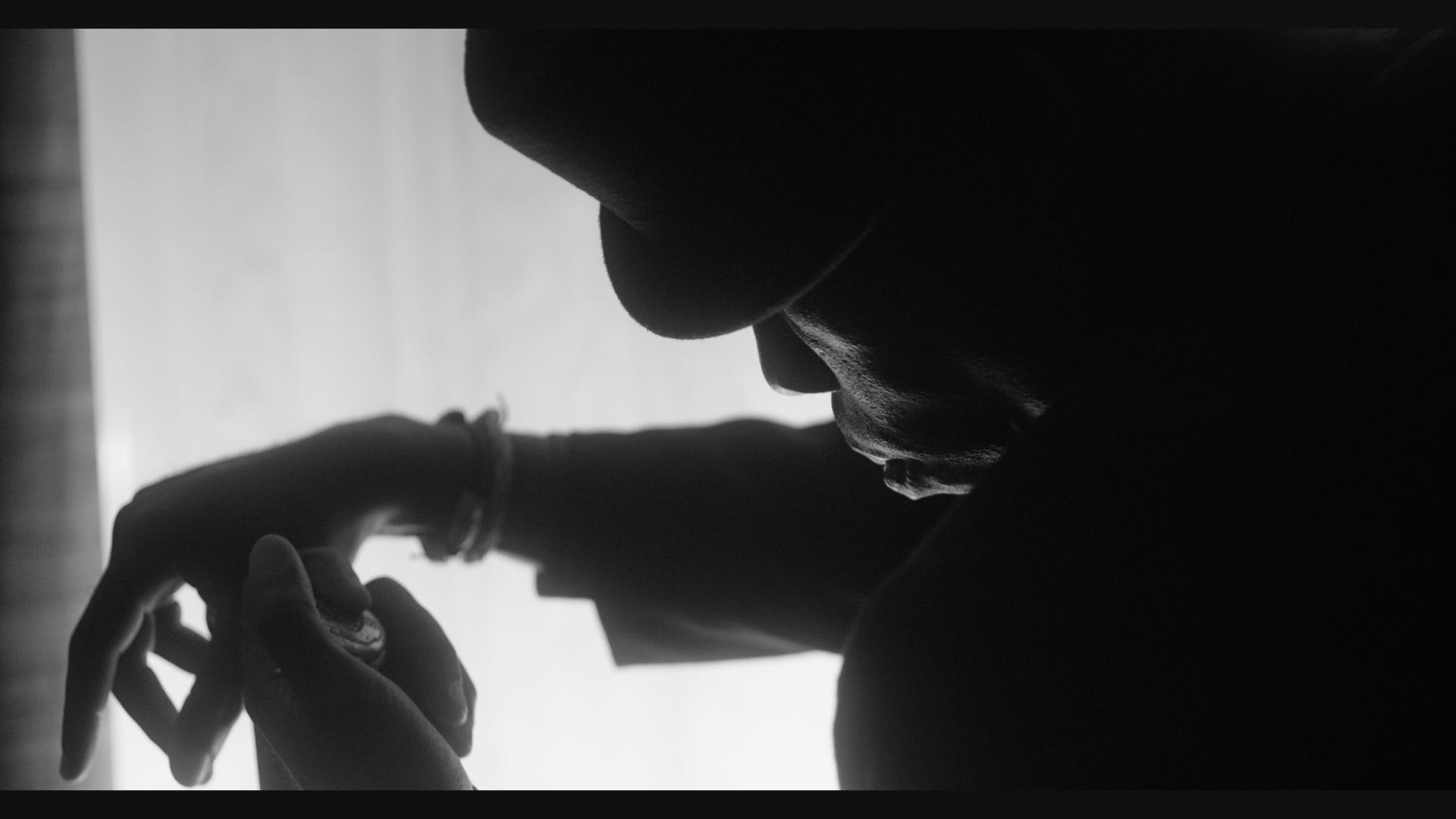 Who's knocking on my door ?