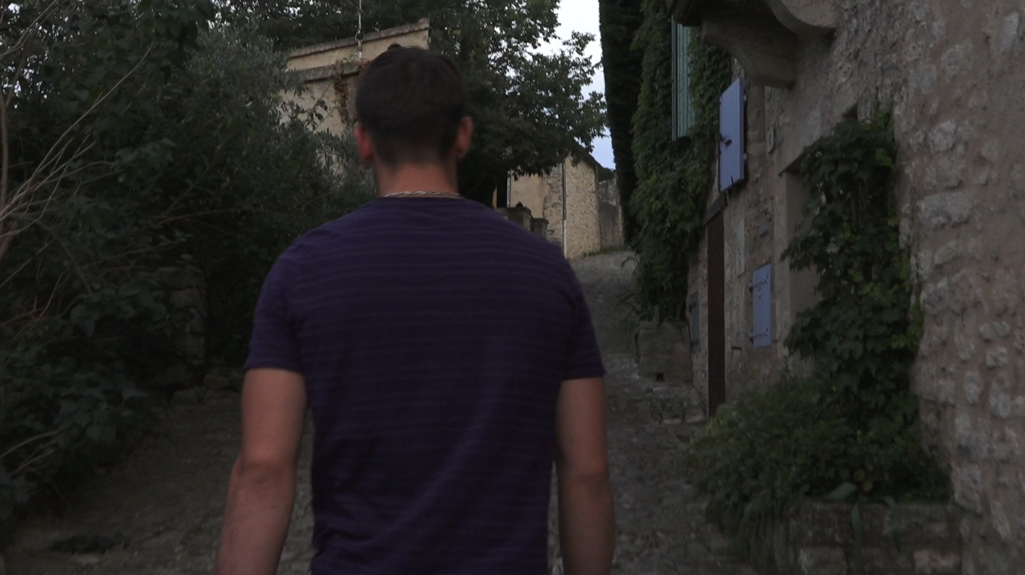 Trois nœuds sur un fil