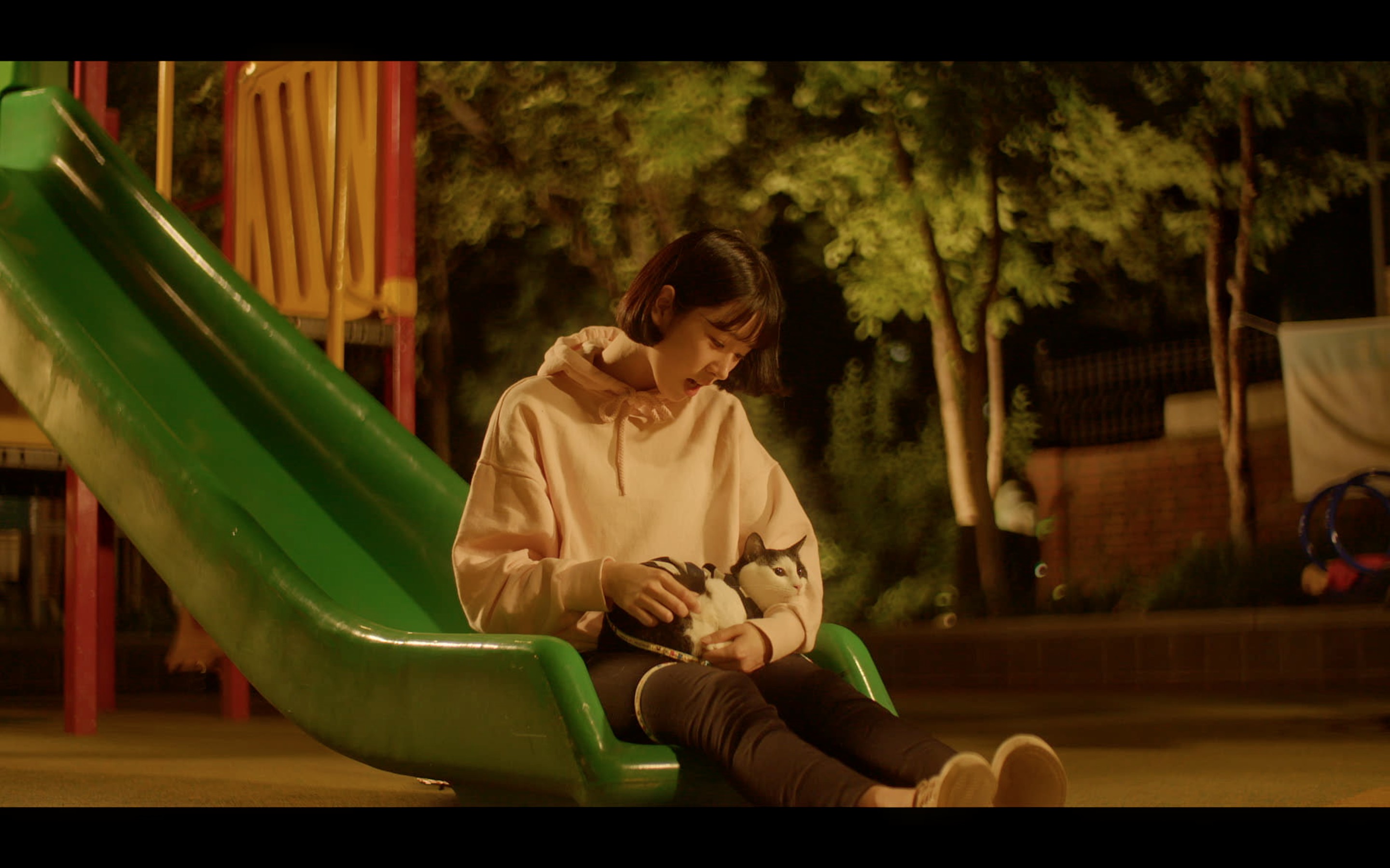 Harin, cat and Taehyun