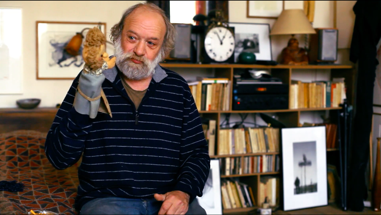 Dom, à l'heure parisienne