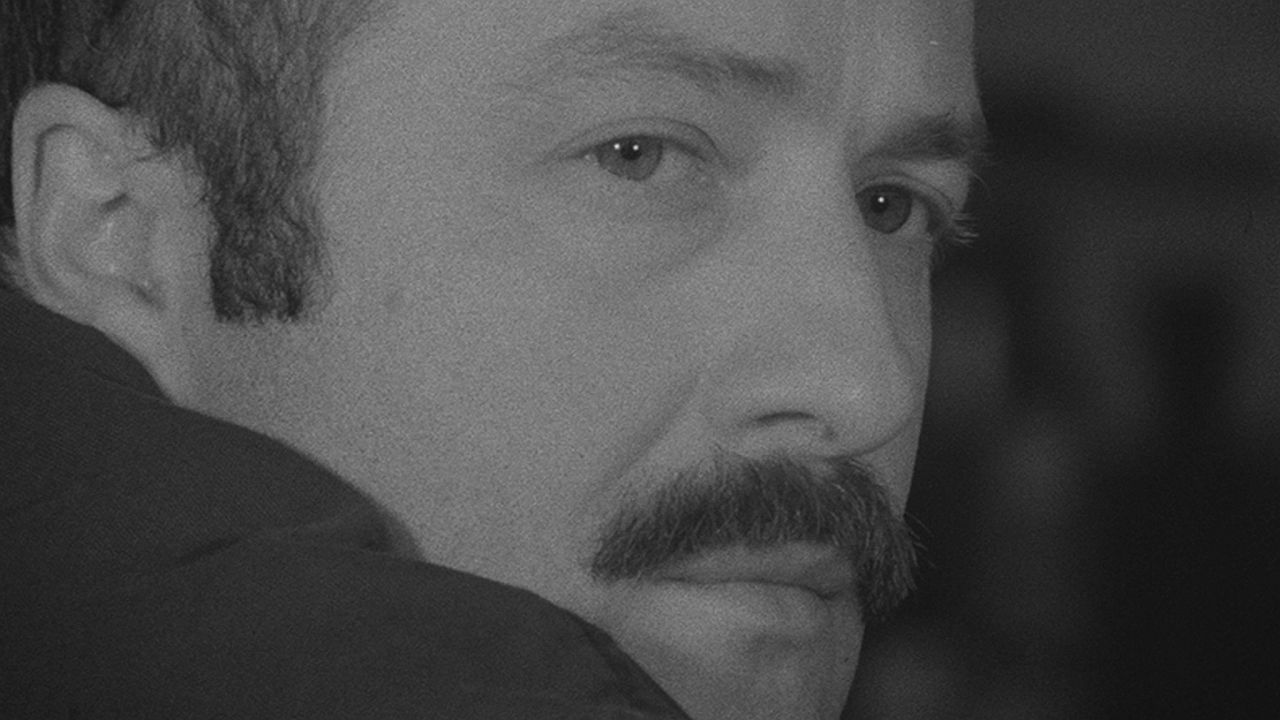 Mann mit dem Fahrrad