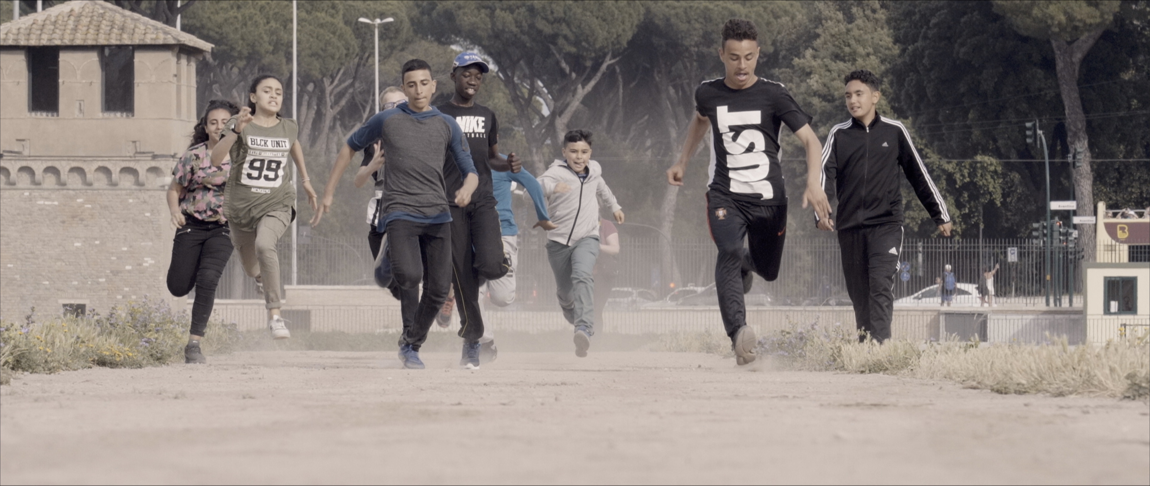 D'une cité à l'autre