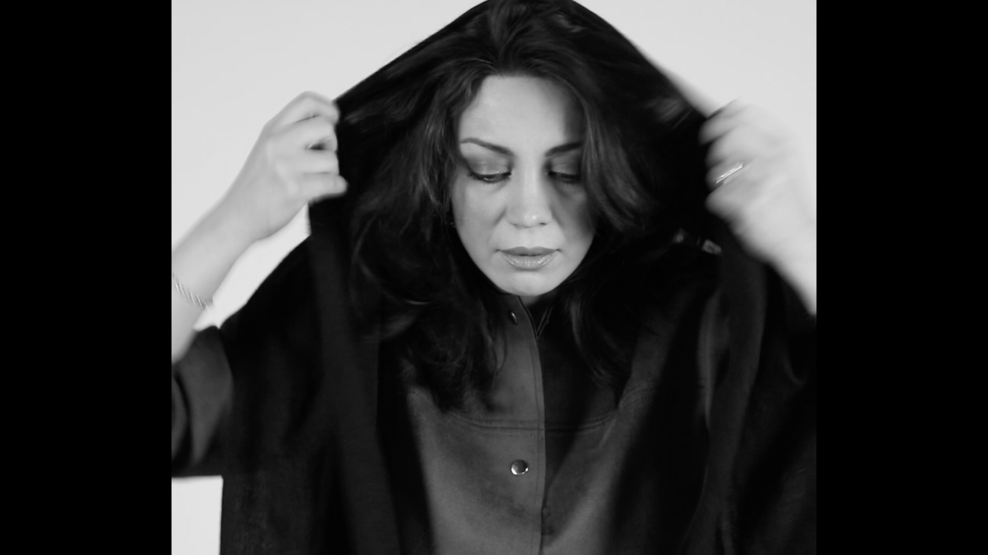 Women must be beautiful, women must be hidden