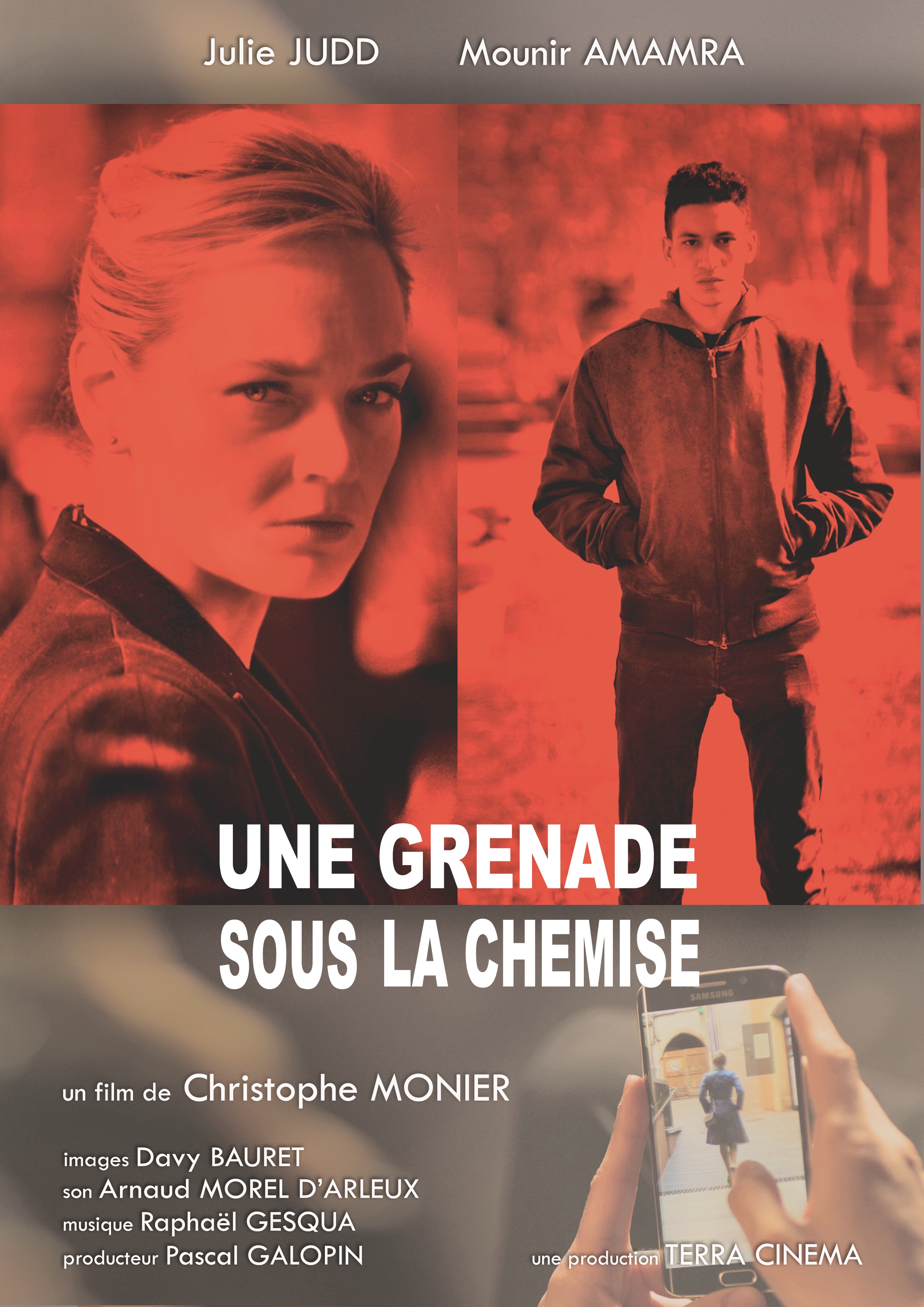 Une grenade sous la chemise