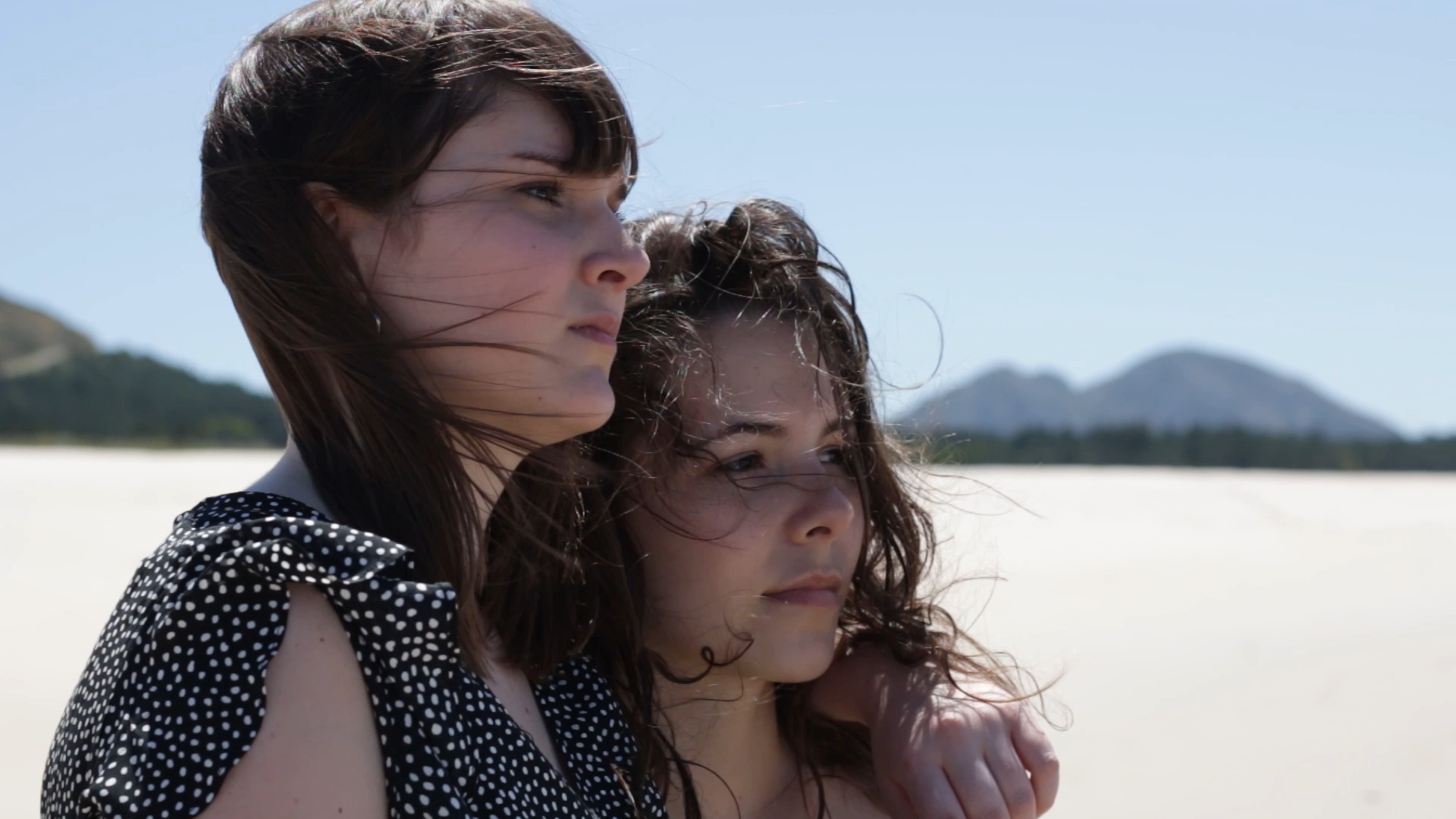 O que precede a caída é branco