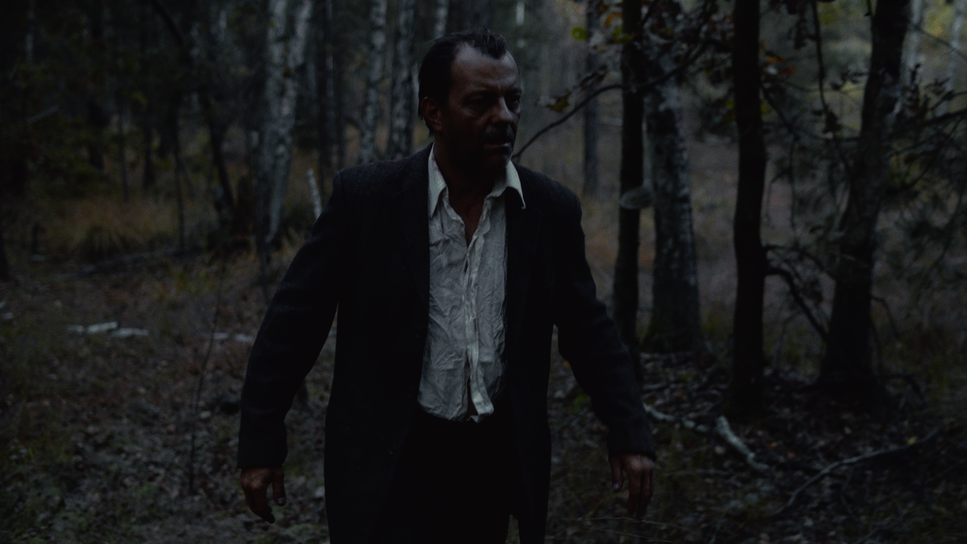 Brzuch Straszliwej Maszyny, Wykrwawiającej Się Na Smierć